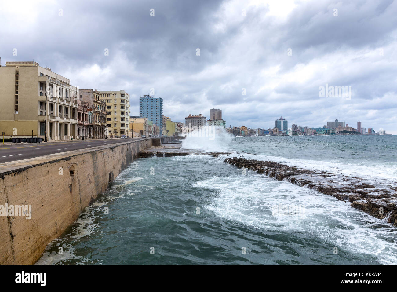 Tormenta en La Habana, capital de Cuba Foto de stock