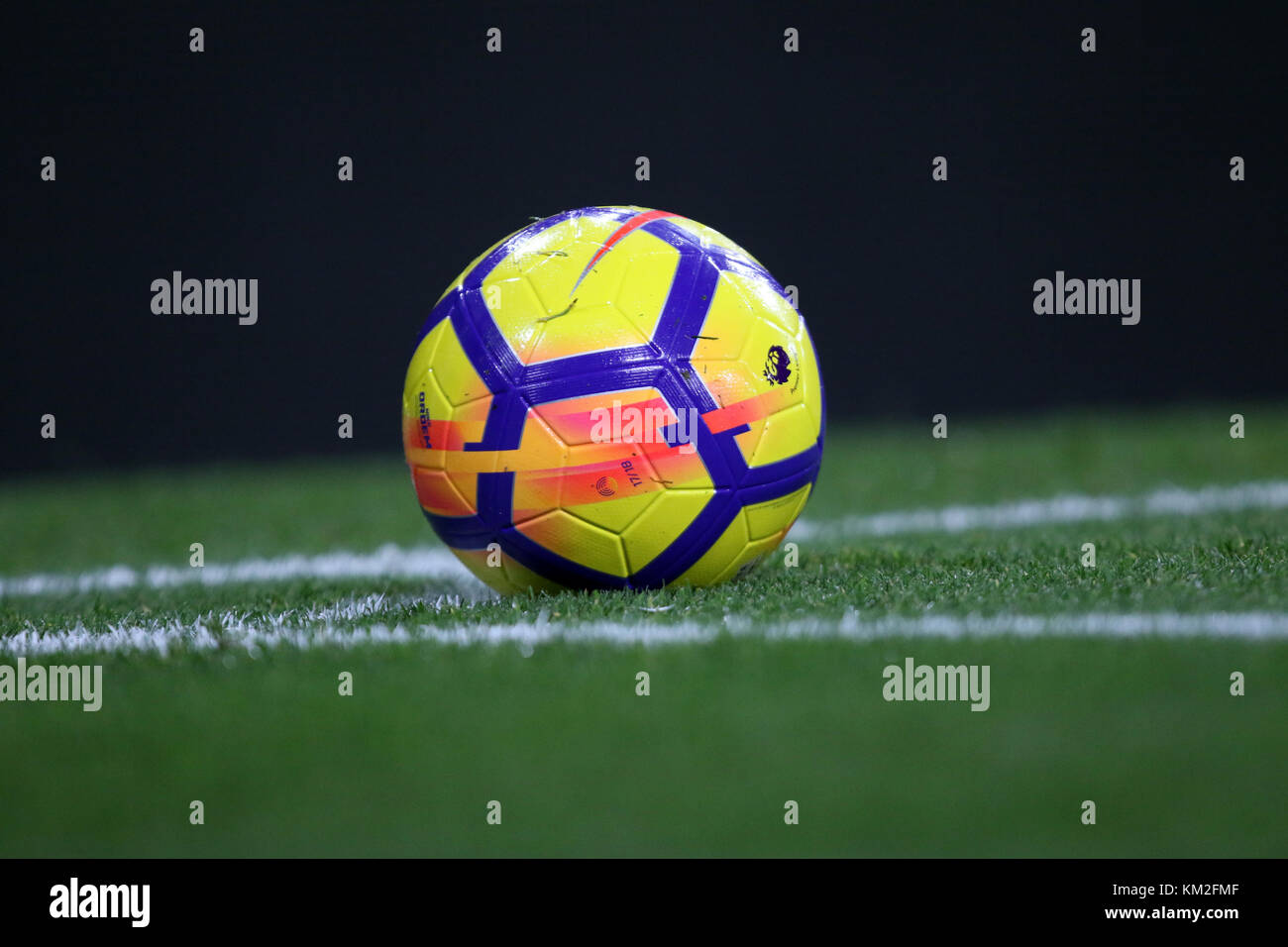 Londres, Reino Unido. 02Nd Dec, 2017. El invierno nike balón en el partido  de Liga Premier inglesa arsenal v manchester united, en el estadio Emirates  Stadium, Londres, el 2 de diciembre de