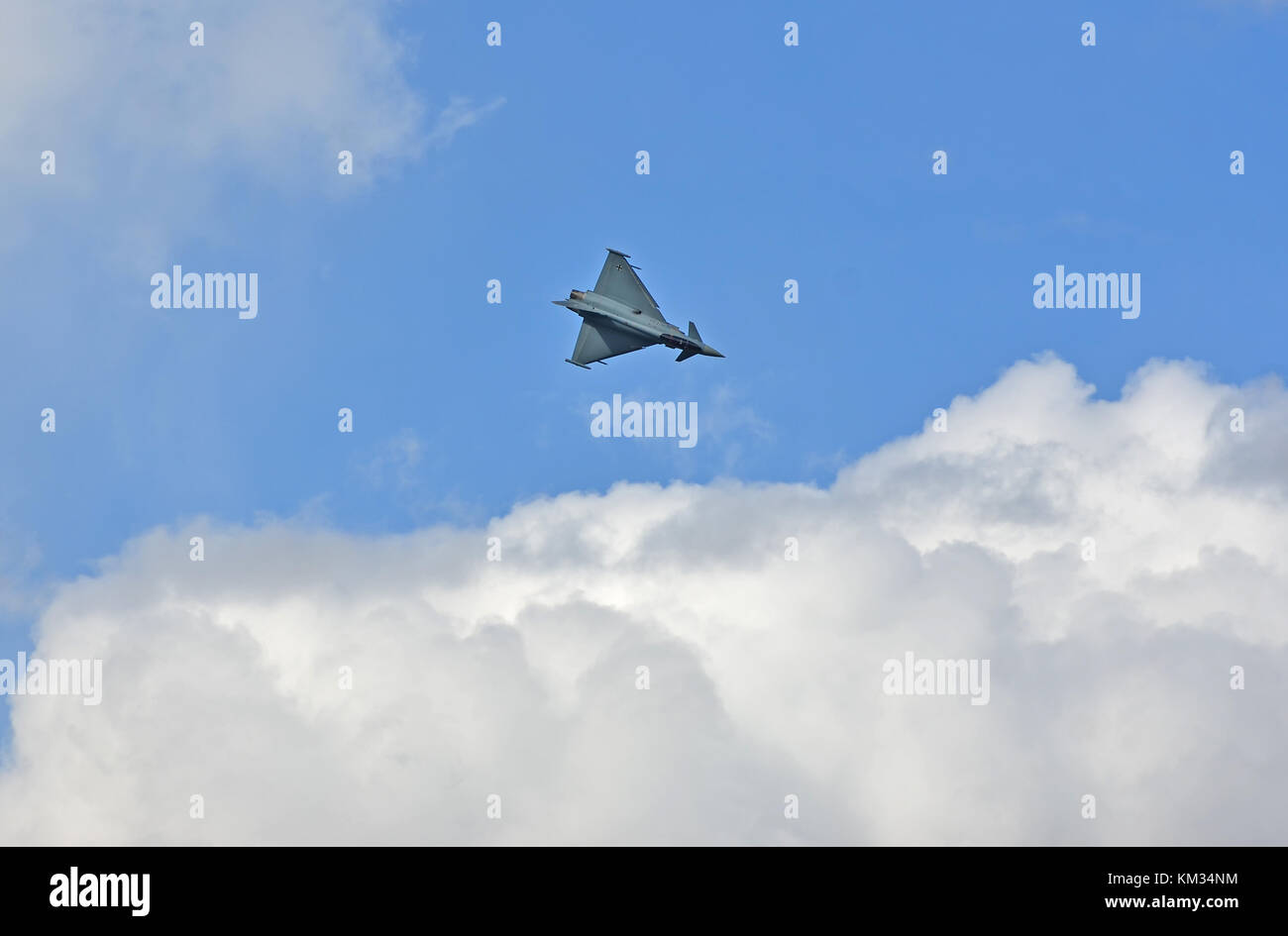 Sion, Suiza - 16 de septiembre: Eurofighter Typhoon;; Gran bretaña; Alemania; fighter; ataque; mrca; bombardero supersónico de ala delta;;;;; tornado de canard leon Foto de stock