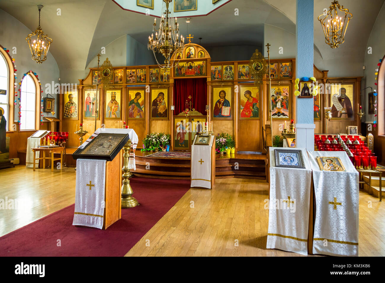 Interior de la Santa Resurrección de la Iglesia Ortodoxa Rusa en Kodiak, Alaska, EE.UU. Foto de stock