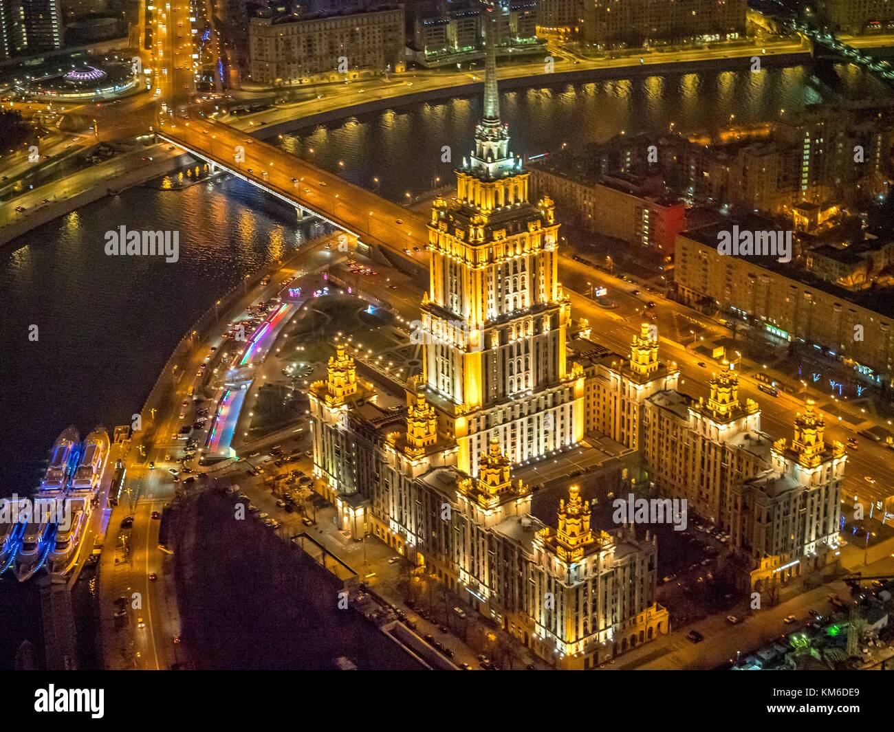 Imágenes aéreas de Moscú, Rusia. El Radisson Royal hotel, Moscú (nombre  histórico -hotel ukraina Fotografía de stock - Alamy