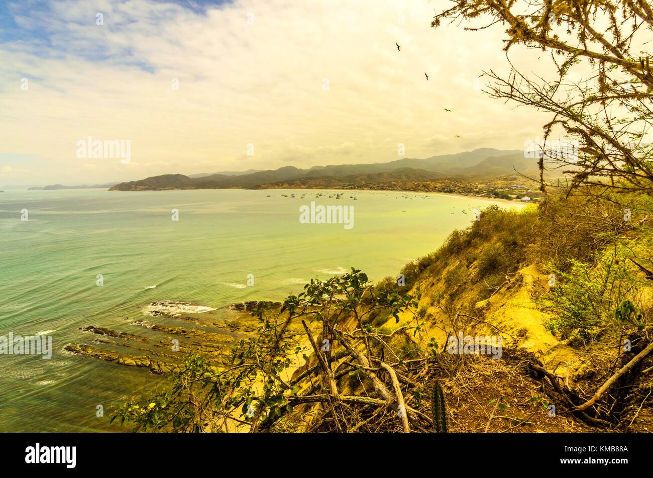 Vista del Pacífico en el estado de Manabí, Ecuador, Parque Nacional Machalilla. Foto de stock