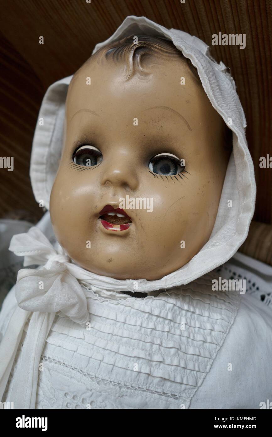 Vestido de bautismo fotografías e imágenes de alta resolución - Alamy Vestido de bautismo fotografías e imágenes de alta resolución - Alamy