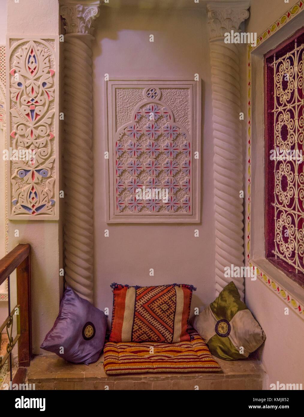 Marruecos, Fes, el interior del Riad Wafa, en la ''Medina'' (parte vieja) de Fes. Foto de stock