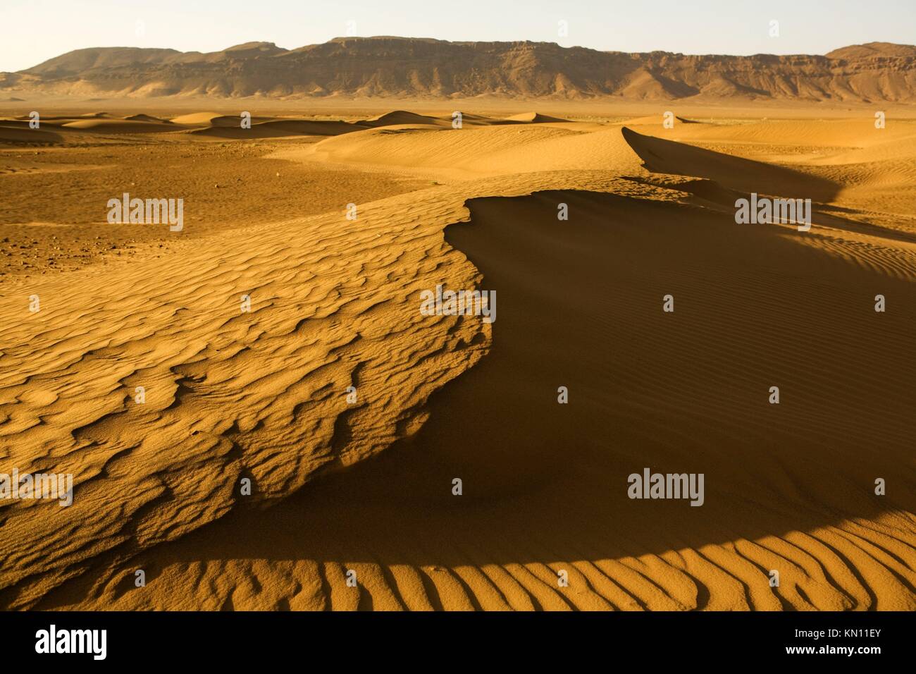 Las puertas del desierto de Sahara Zagora escena área Foto de stock