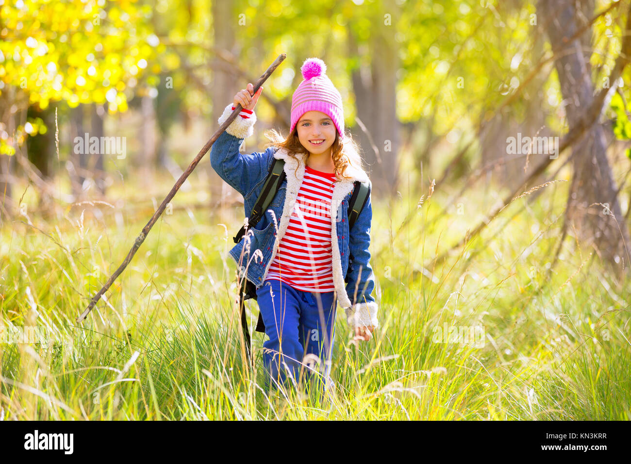 Bastón senderismo de madera para niño y niña. Modelo infantil