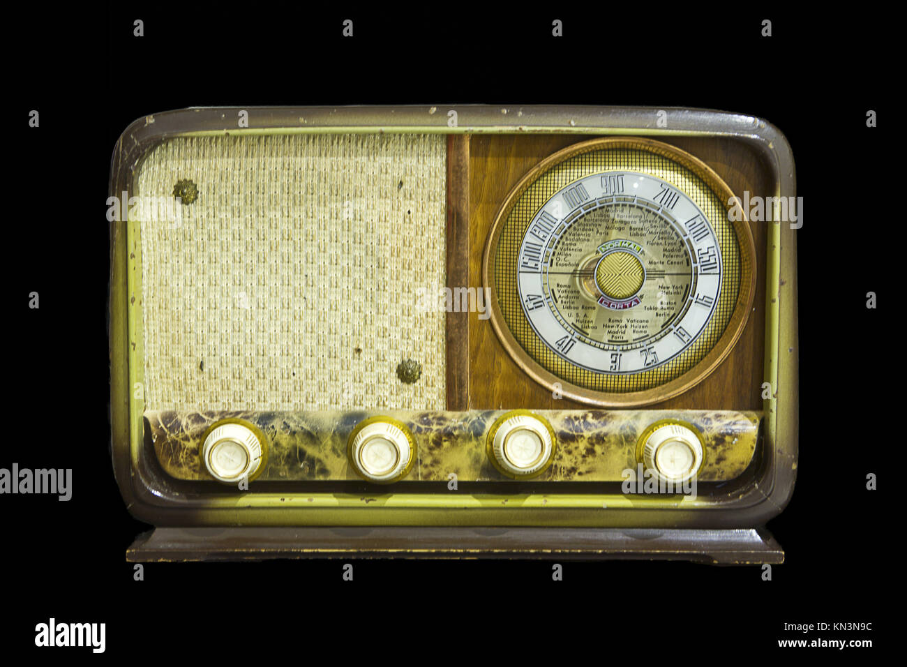 Old vintage radio from 1950 fotografías e imágenes de alta resolución -  Alamy