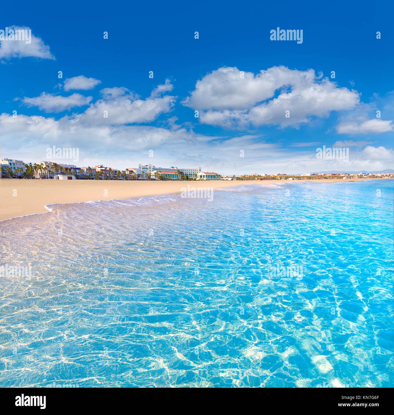 Las arenas beach valencia fotografías e imágenes de alta resolución - Alamy