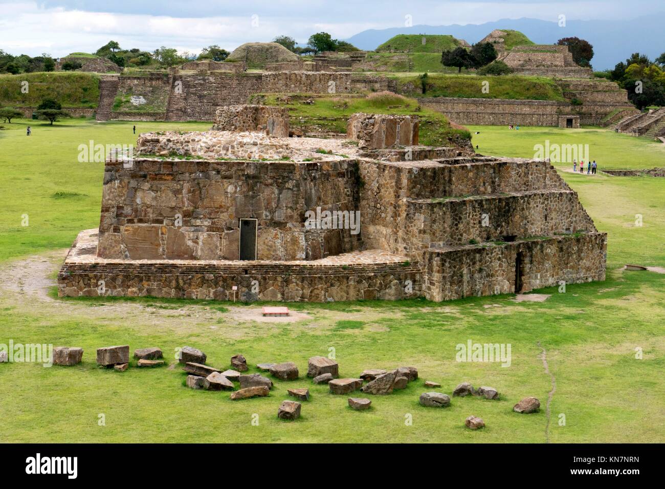 ¿Cuáles Eran Los Centros Ceremoniales De Los Zapotecas? – FIHIDU