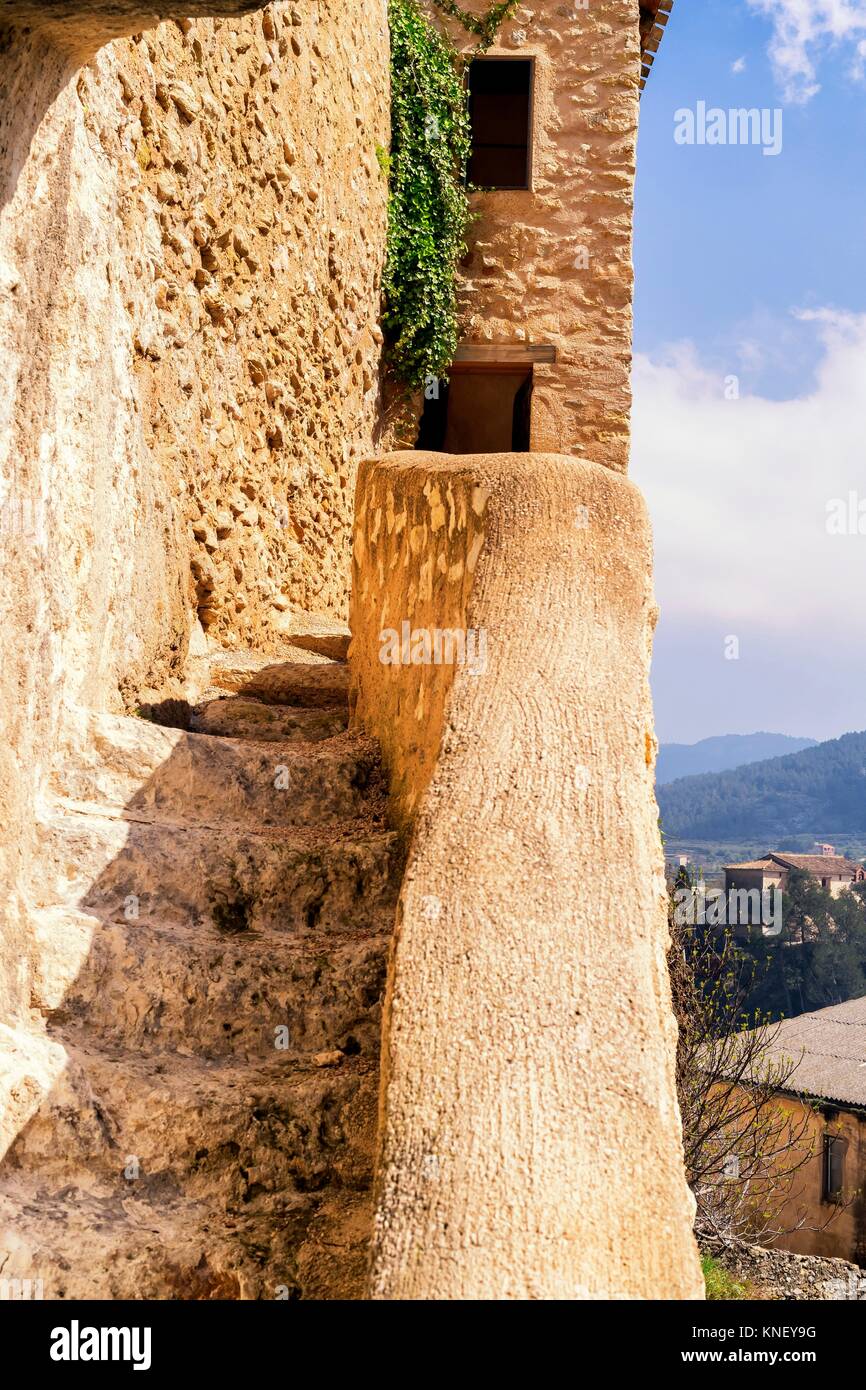 Torre vigía portugueses, Vall de Albaida, Valencia, España Fotografía de stock - Alamy