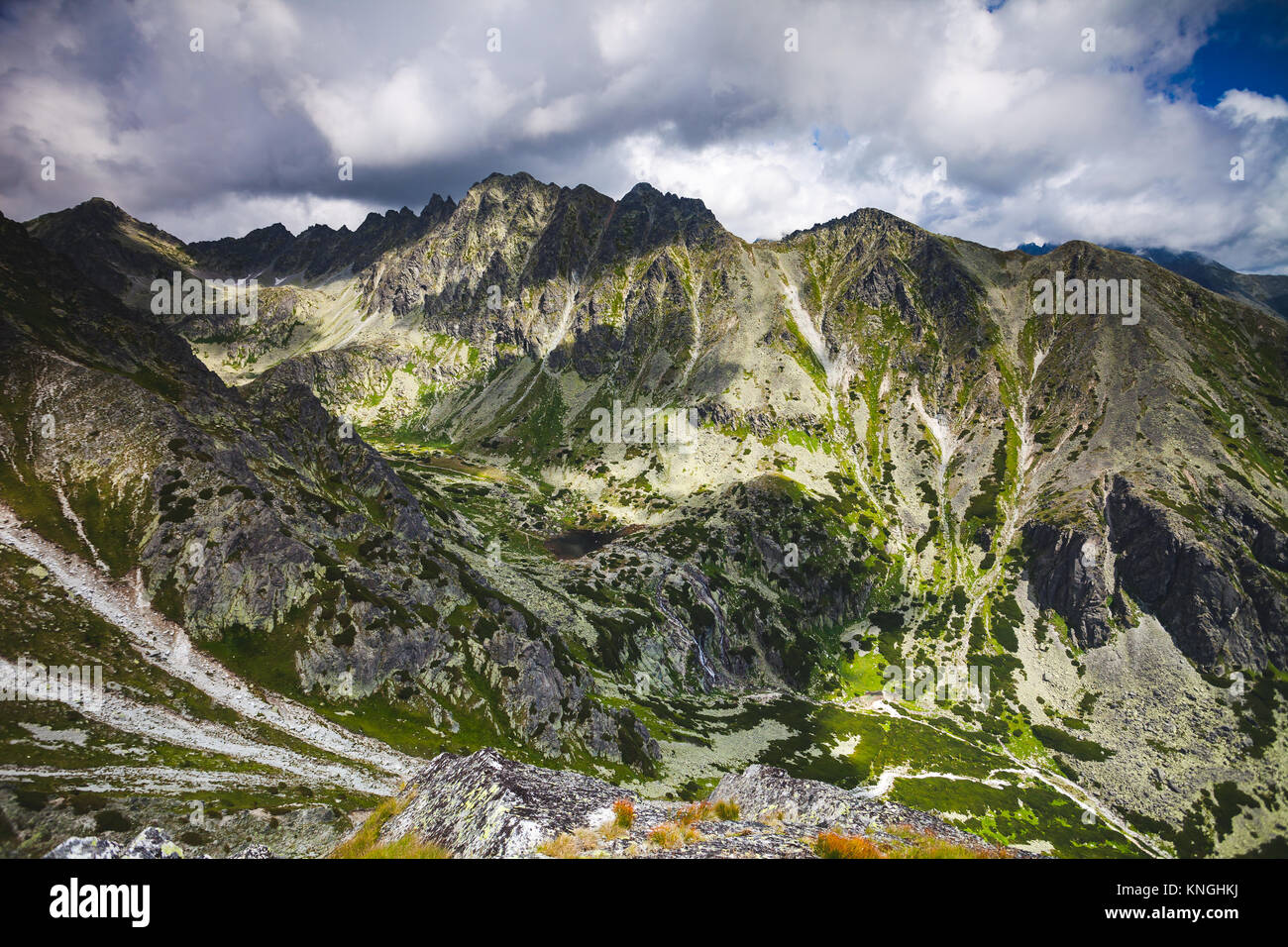 Majestuoso paisaje de montaña. Los Tatras, Eslovaquia. Foto de stock