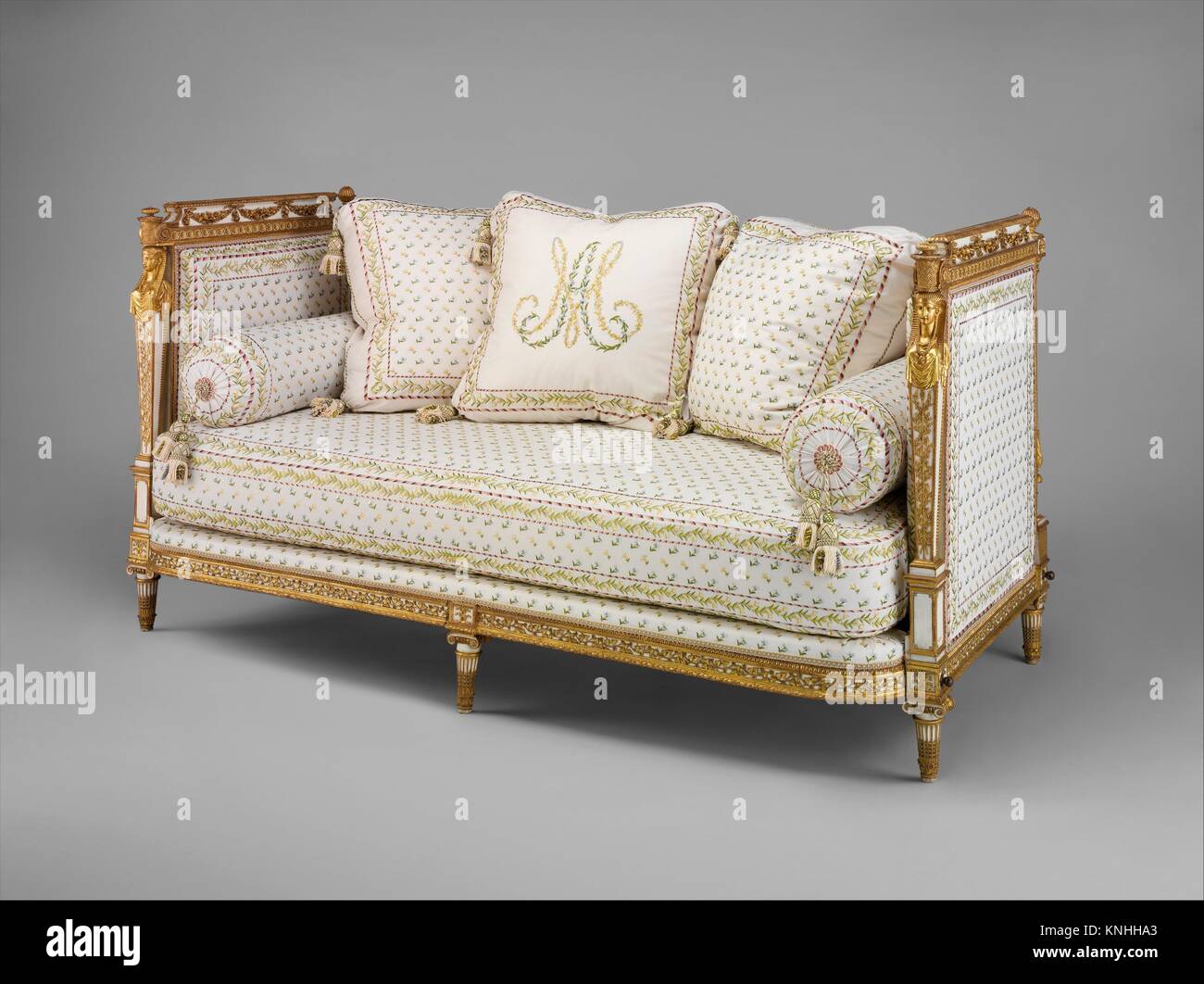 Sofá cama (lit de repos o sultane) (parte de un conjunto). Maker: Jean-Baptiste-Claude Sené (1748-1803); Maker: pintadas y doradas por Louis-François Chatard Foto de stock
