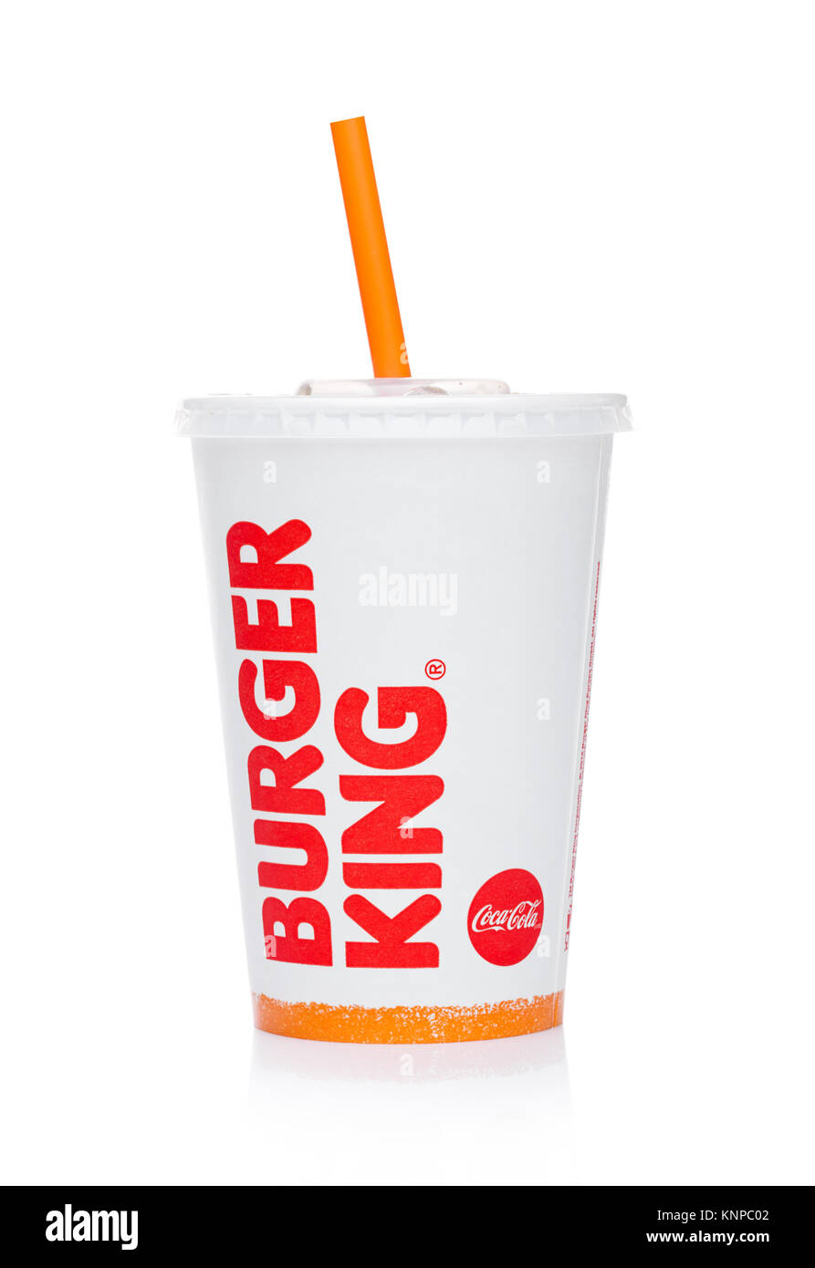 Londres, Reino Unido - Diciembre 07, 2017: vaso de papel de Burger King,  Coca Cola bebida sobre fondo blanco Fotografía de stock - Alamy