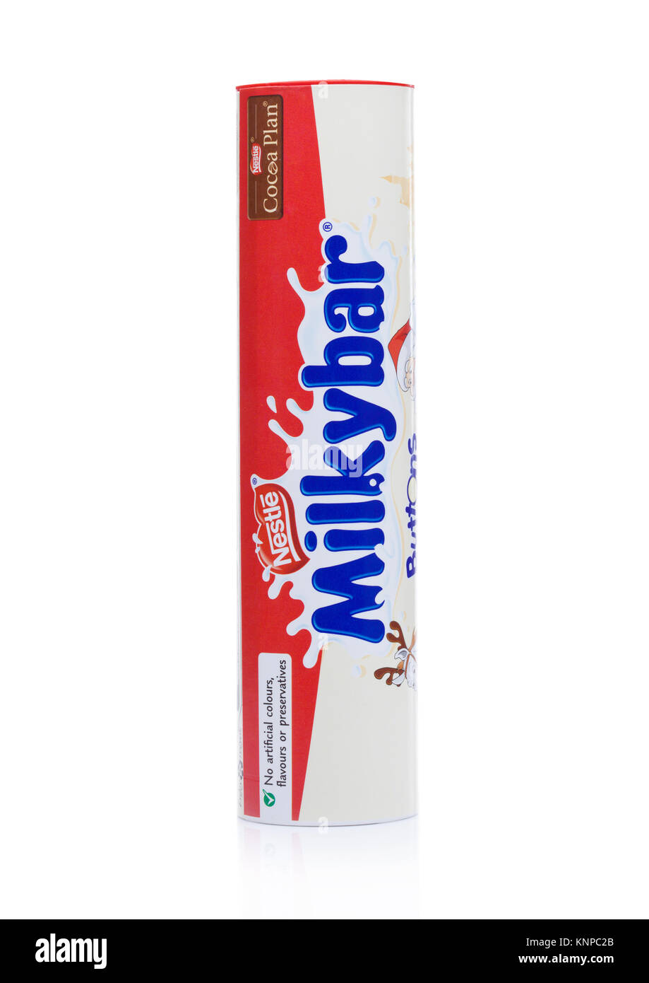 Londres, Reino Unido - Diciembre 07, 2017: tubo Milkybar Botones de  chocolate blanco sobre fondo wgite. Producida por Nestlé Fotografía de  stock - Alamy