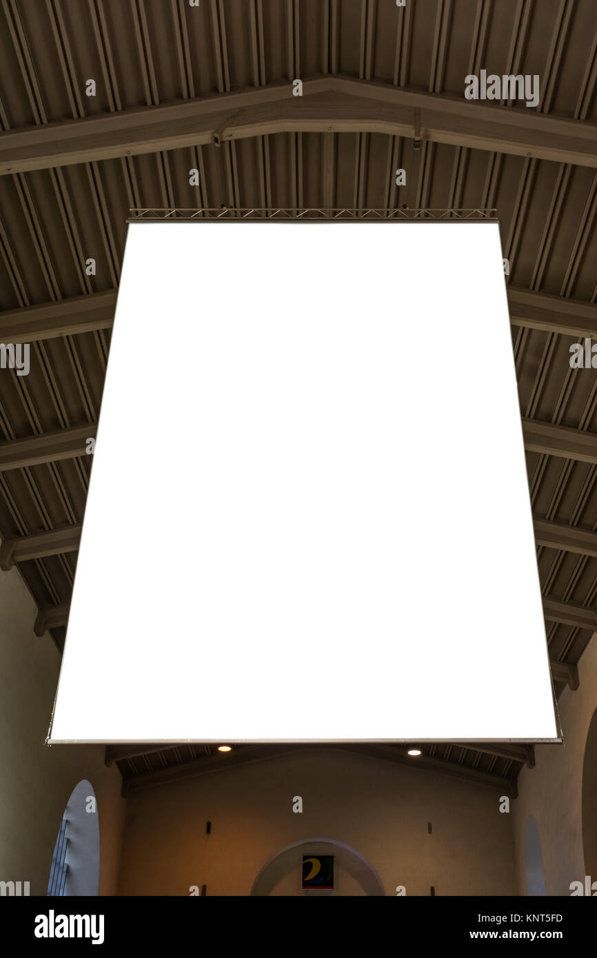 blanco grande Cartel colgante Anuncio Plantilla en blanco la estación de tren de líneas diagonales interiores viaje aislado blanco Fotografía de stock - Alamy