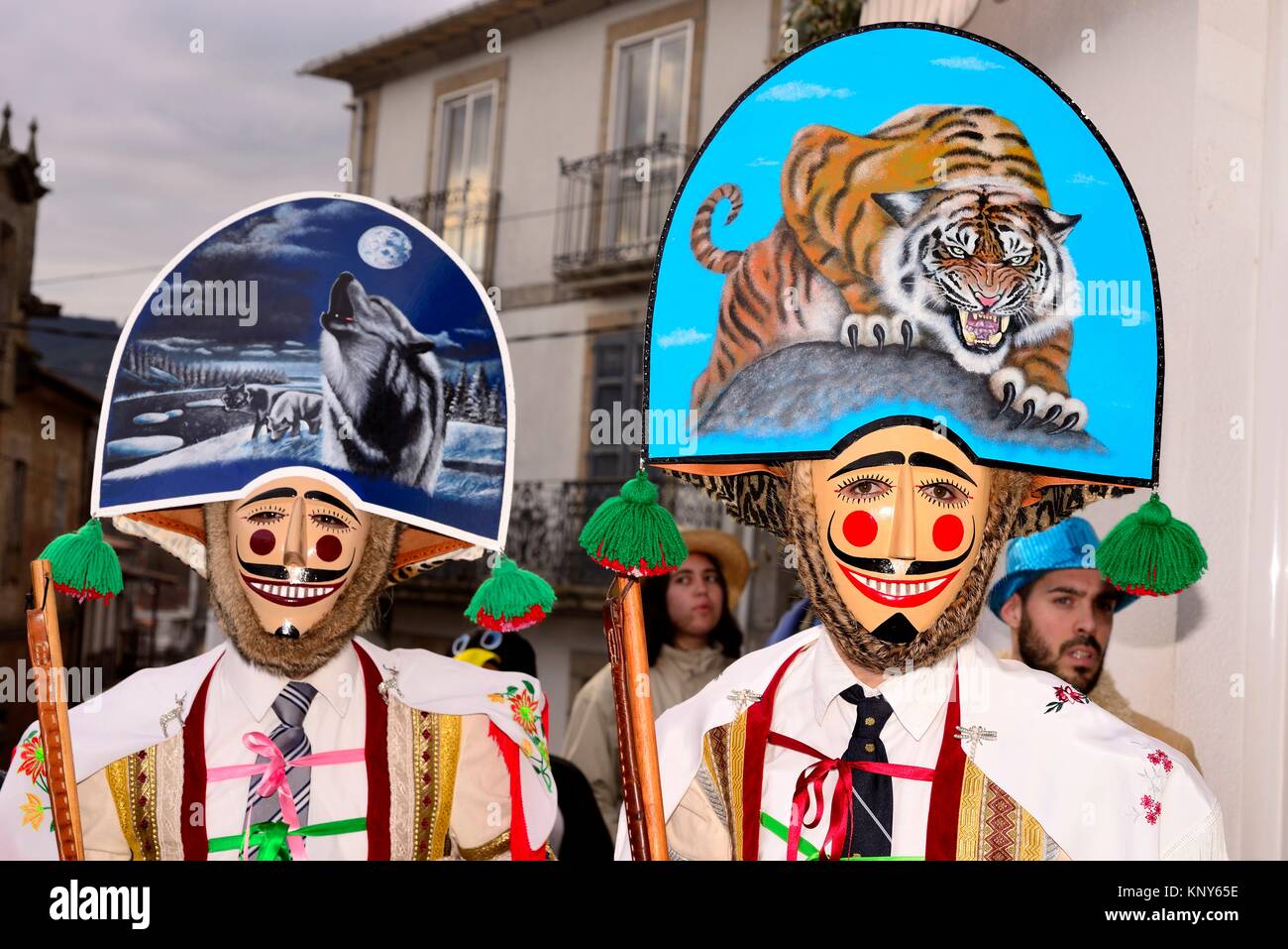 Peliqueiros de Laza, la máscara del Entroido ''carnaval'' en Laza, Orense,  España Fotografía de stock - Alamy