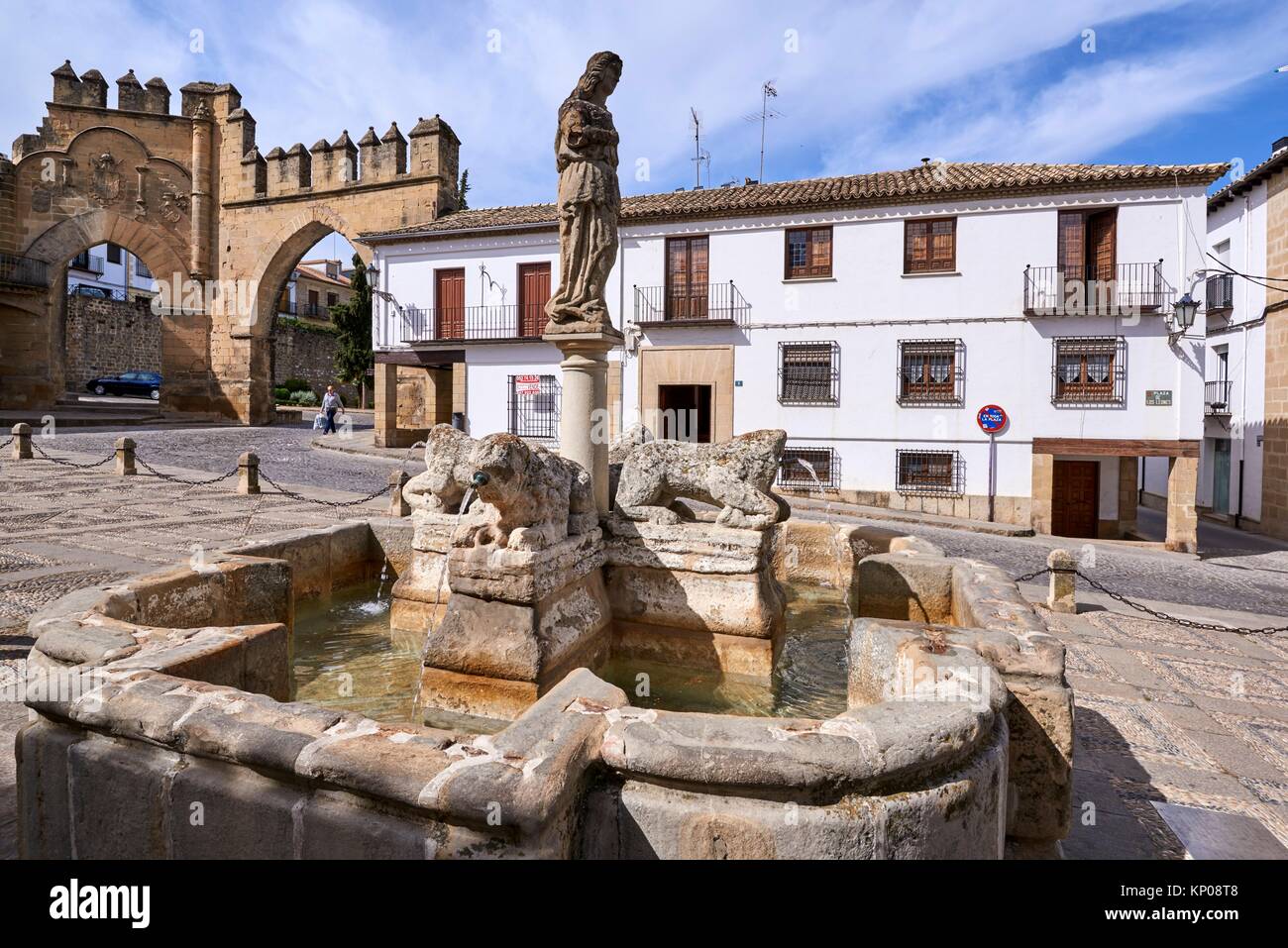 Fuente de los leones, plaza del populo, Baeza. Provincia de Jaén,  Andalucía, España Fotografía de stock - Alamy