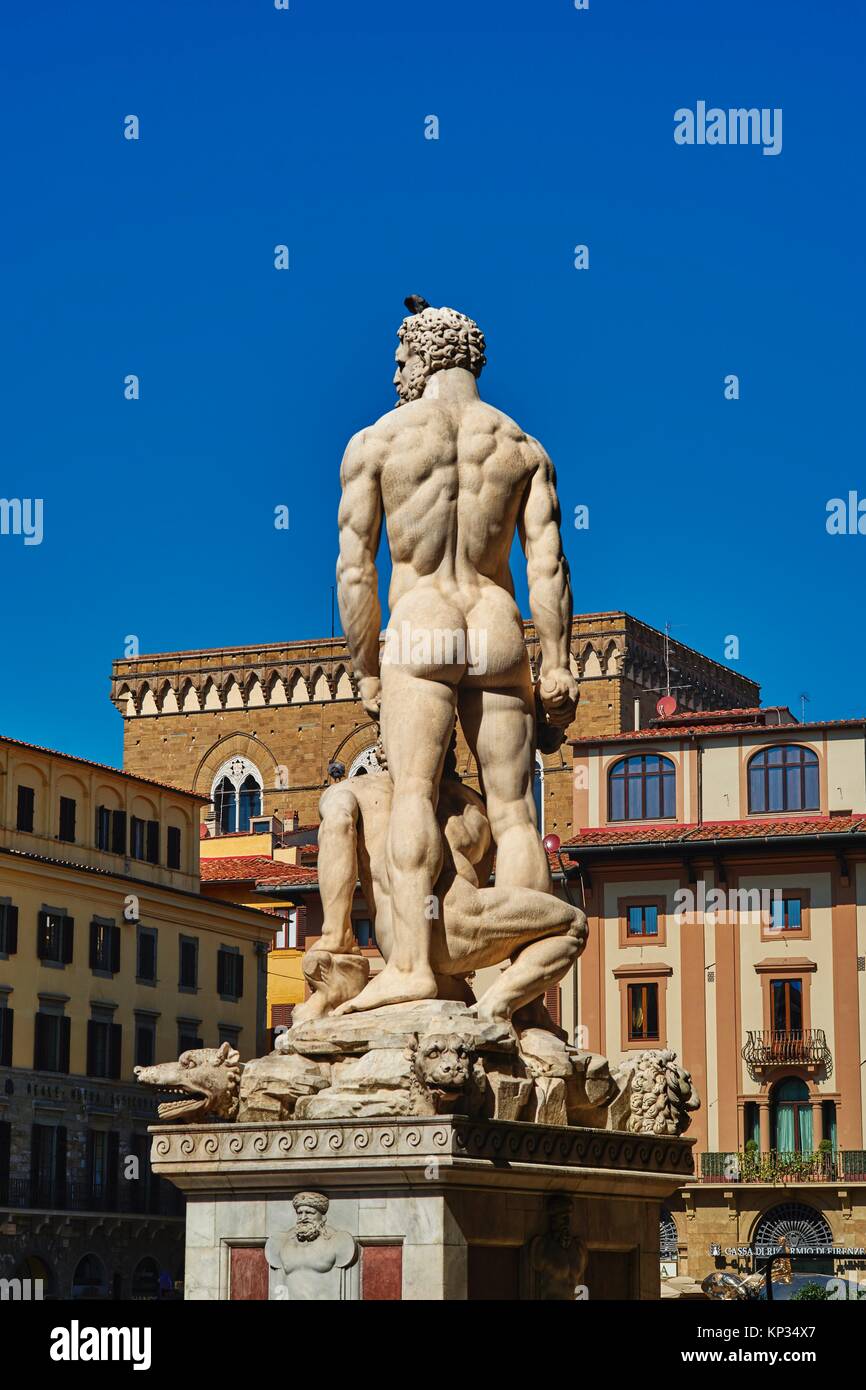 Fuente de Neptuno por Bartolomeo Ammannati en Piazza della Signoria, Florencia, Italia. Foto de stock