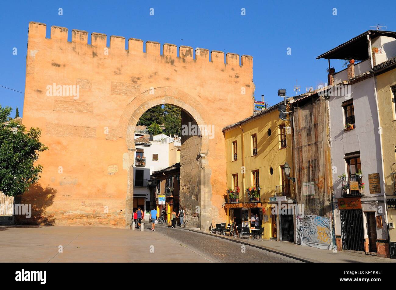 Puerta de Elvira. Puerta de Elvira. Granada. Andalucía. España Fotografía  de stock - Alamy