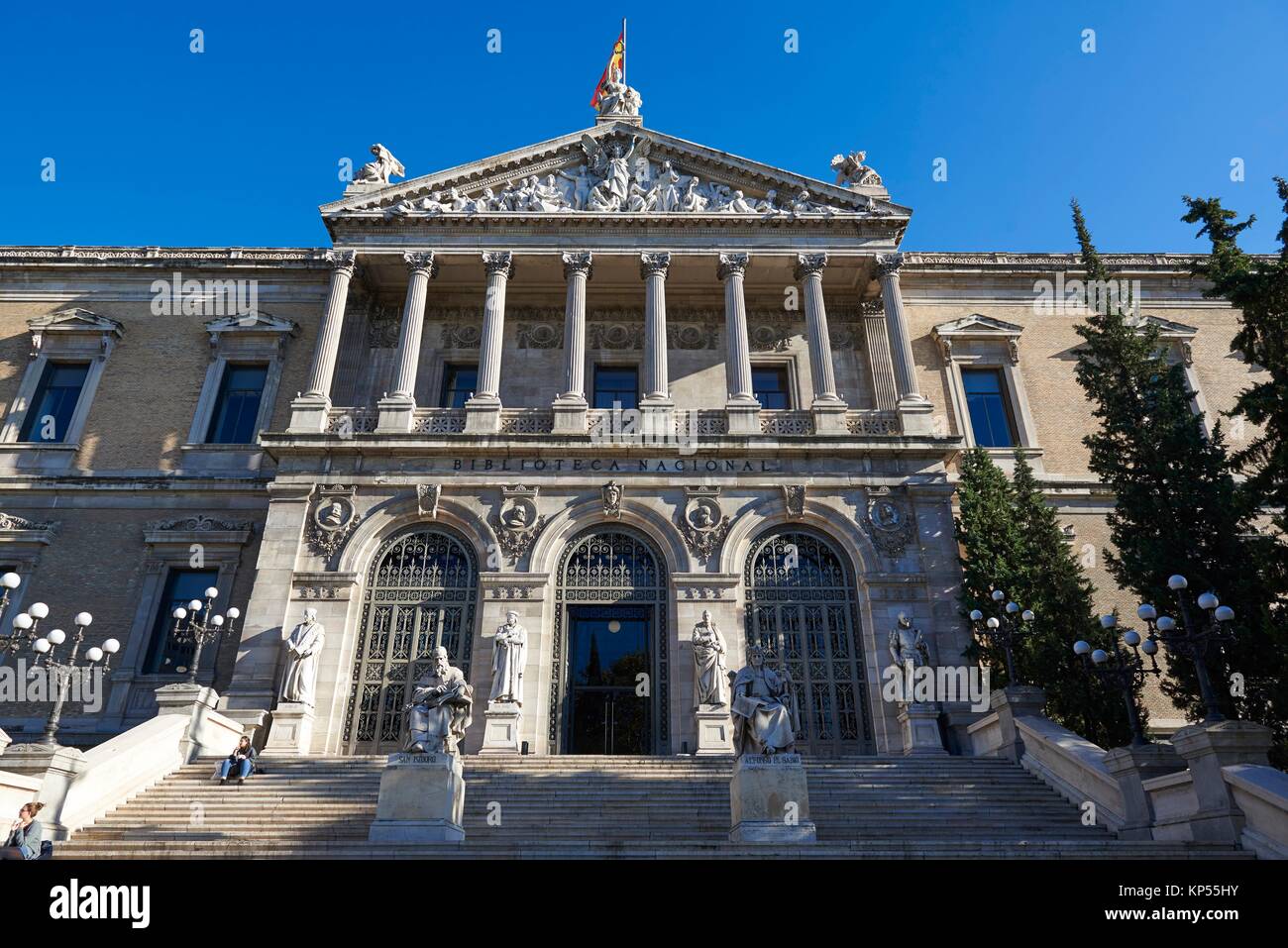 Biblioteca Nacional de Madrid, el Paseo de Recoletos, España. Europa, la arquitectura y el arte. Foto de stock