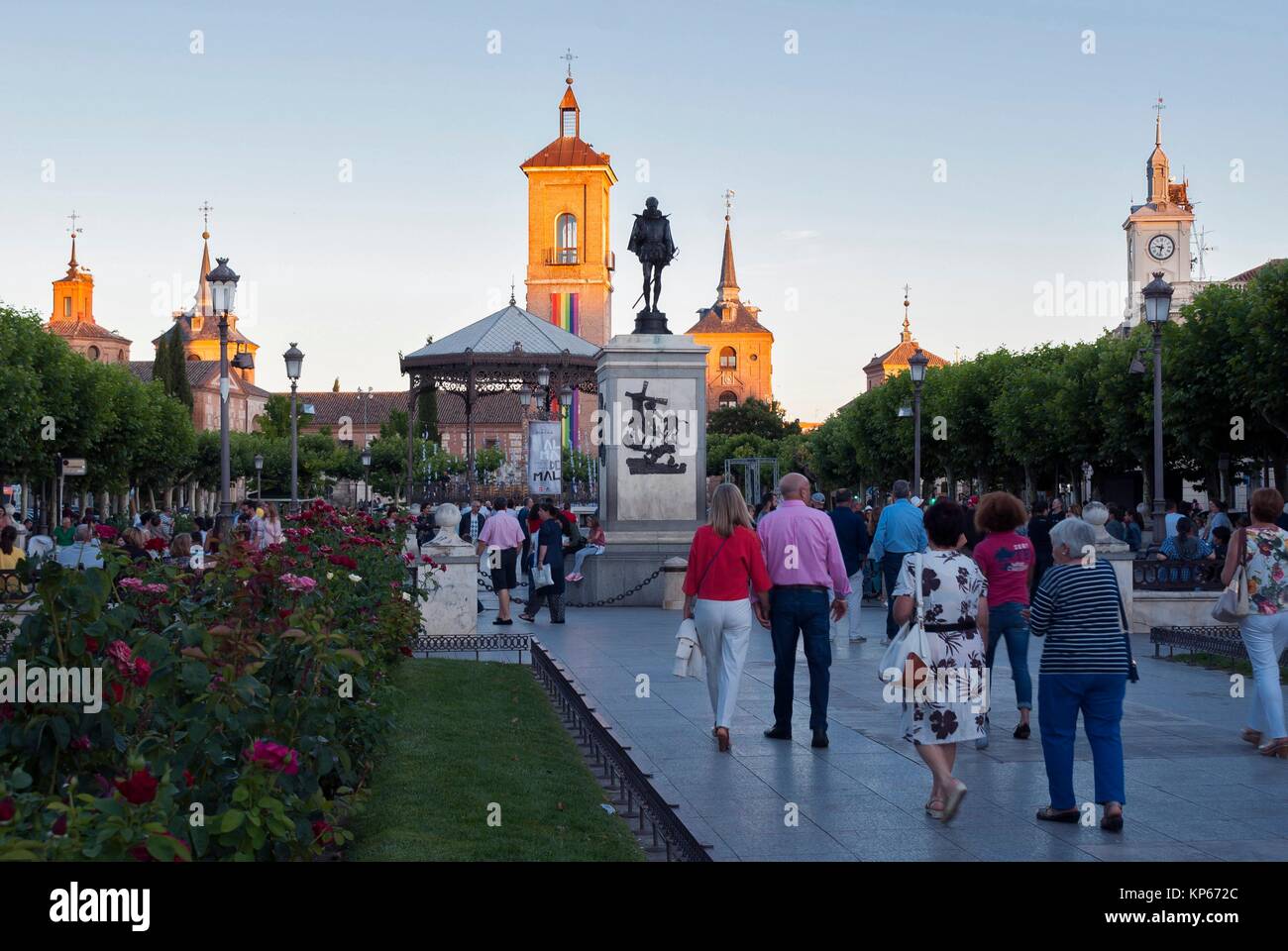 La Plaza de Cervantes. Alcalá de Henares. Madrid. Ciudad Patrimonio de la humanidad. España. Foto de stock
