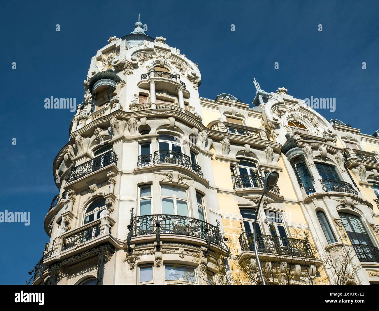 Casa Gallardo, edificio de estilo art nouveau. La Plaza de España. Bien de interés cultural. Madrid, España Foto de stock