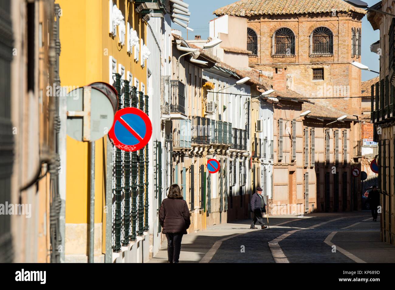 Calle Monjas. Manzanares. La Ruta de Don Quijote. La provincia de Ciudad Real, España Foto de stock
