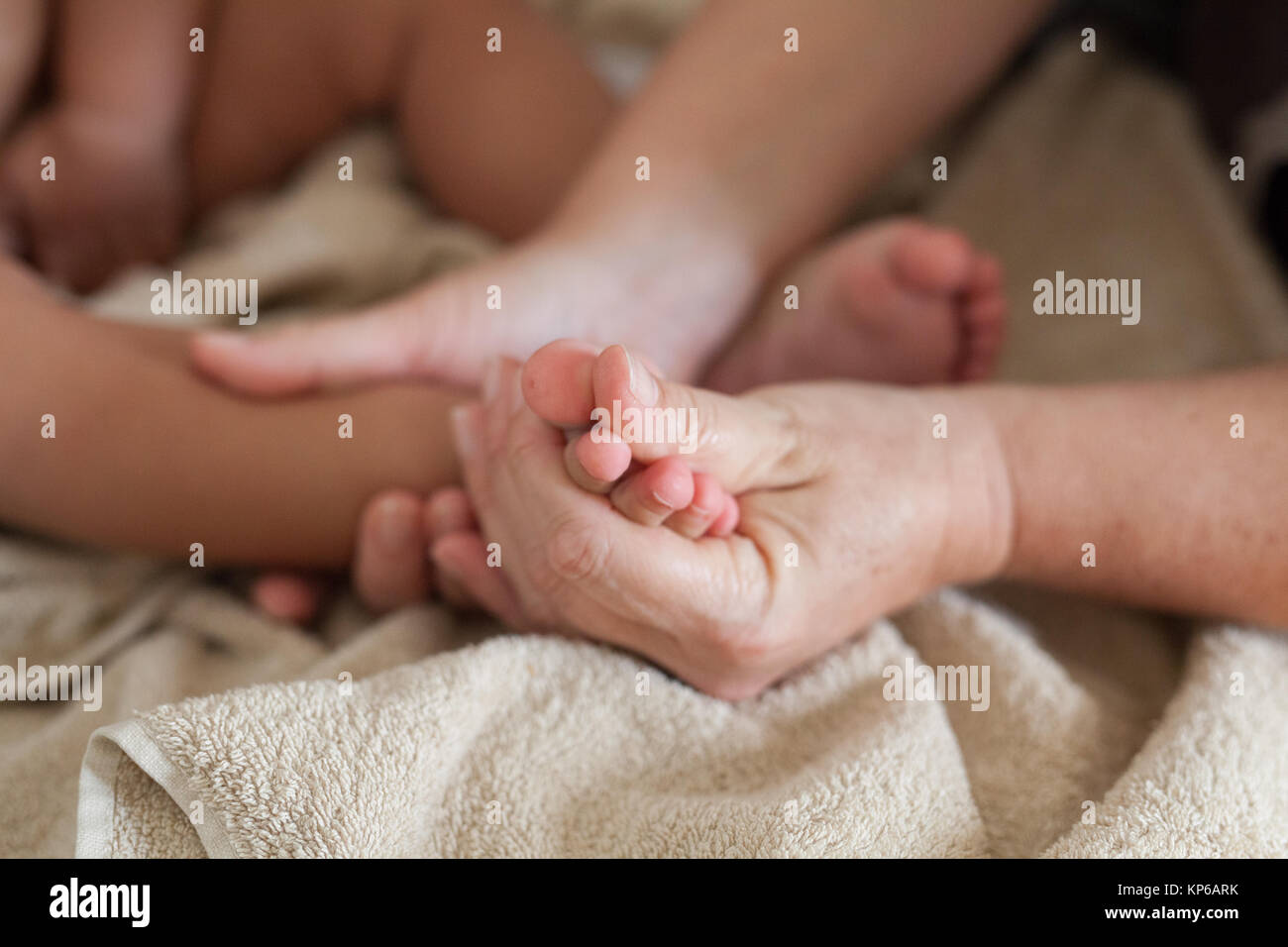 Bebé niña Foto de stock