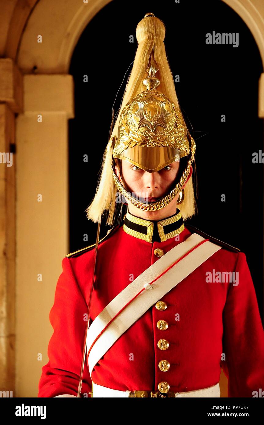 Royal Horse Guard en el tiltyard del palacio Whitehall, Londres, Inglaterra, Reino Unido, Europa Foto de stock