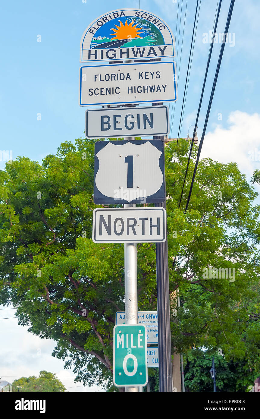 Milla 0 comenzar US1 Norte en Florida Keys Scenic Highway, Key West, Florida Foto de stock