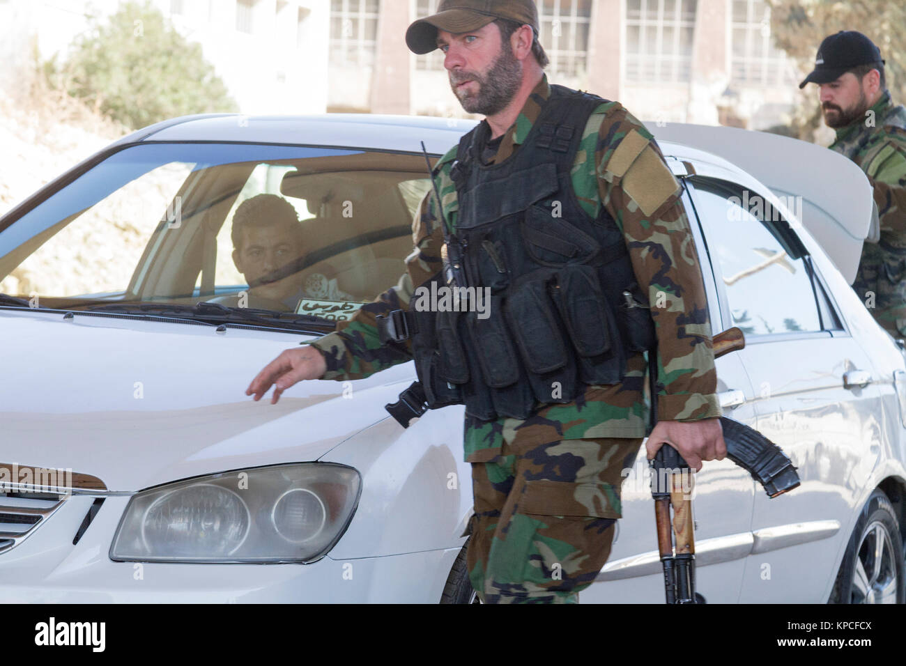 Calle checkpoint en Damasco, Siria Foto de stock