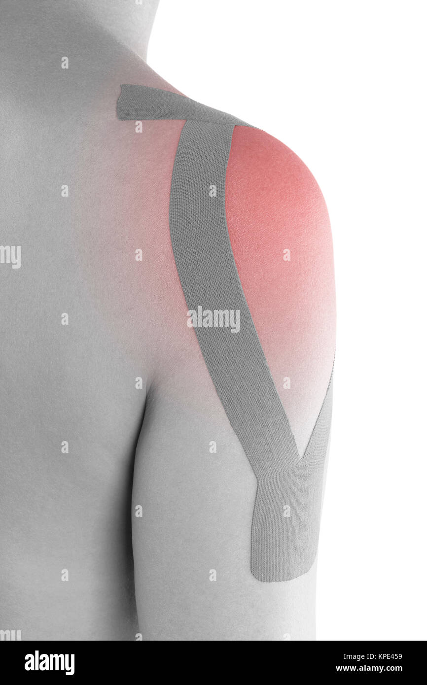 Kinesio tape en hombro hembra aislado sobre fondo blanco