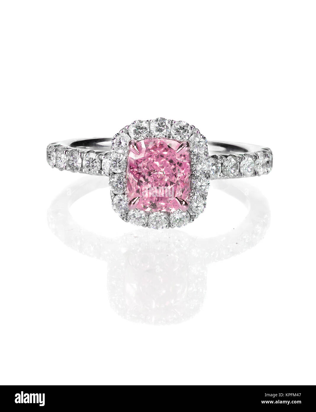 Diamante rosa juego halo compromiso corte cojín de bodas de stock - Alamy
