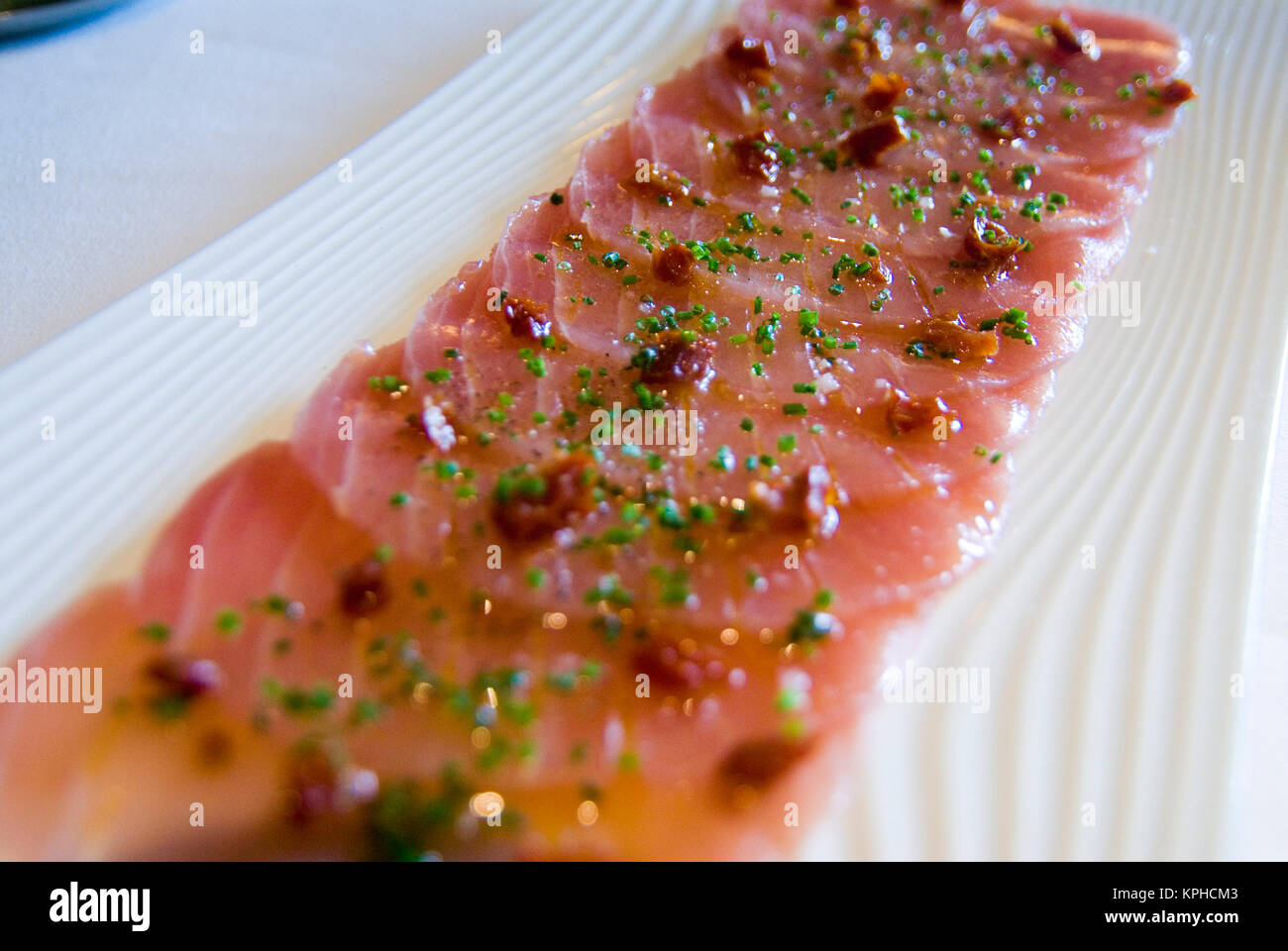 Principado de Mónaco, el hotel Metropol, Robuchon restaurante, plato de salmón Foto de stock