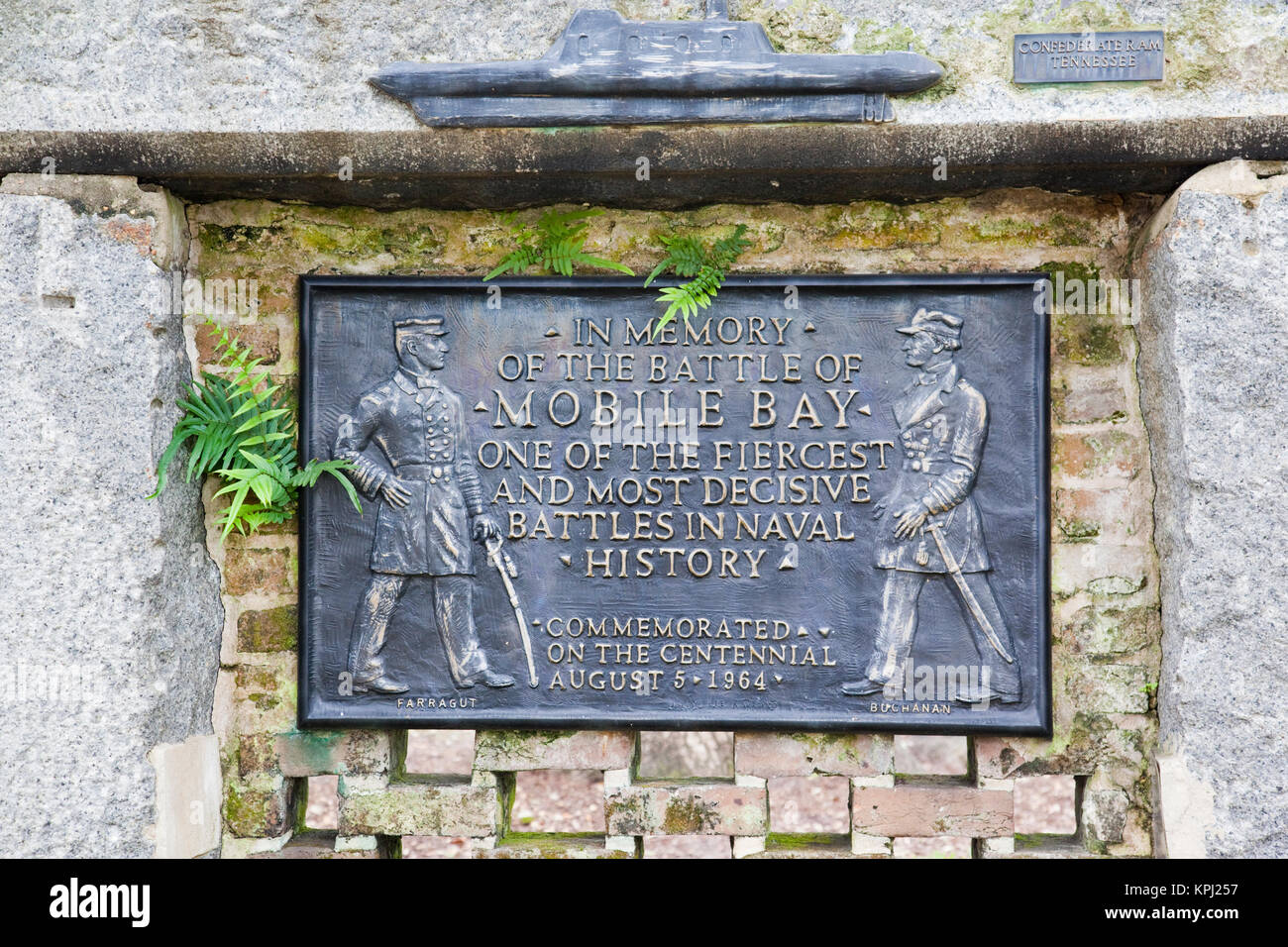 Mobile, Alabama, Estados Unidos. El Bienville Square, placa conmemorativa de la batalla de Mobile Bay. Foto de stock