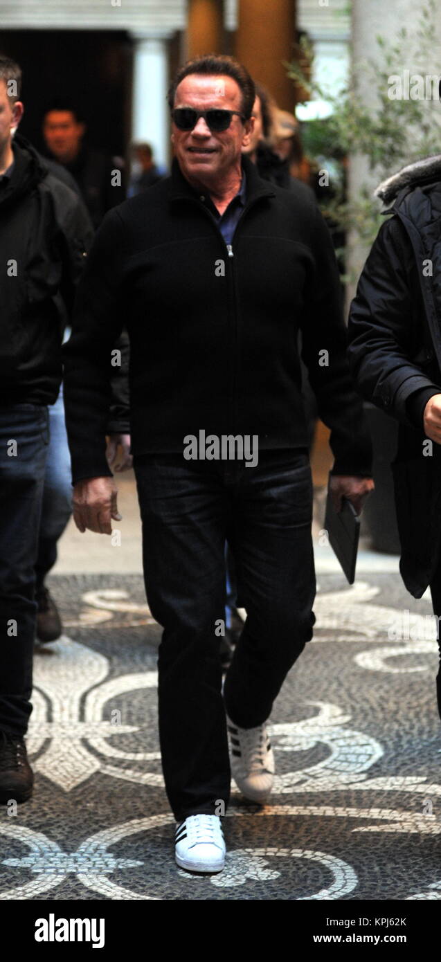Arnold Schwarzenegger manchada de 