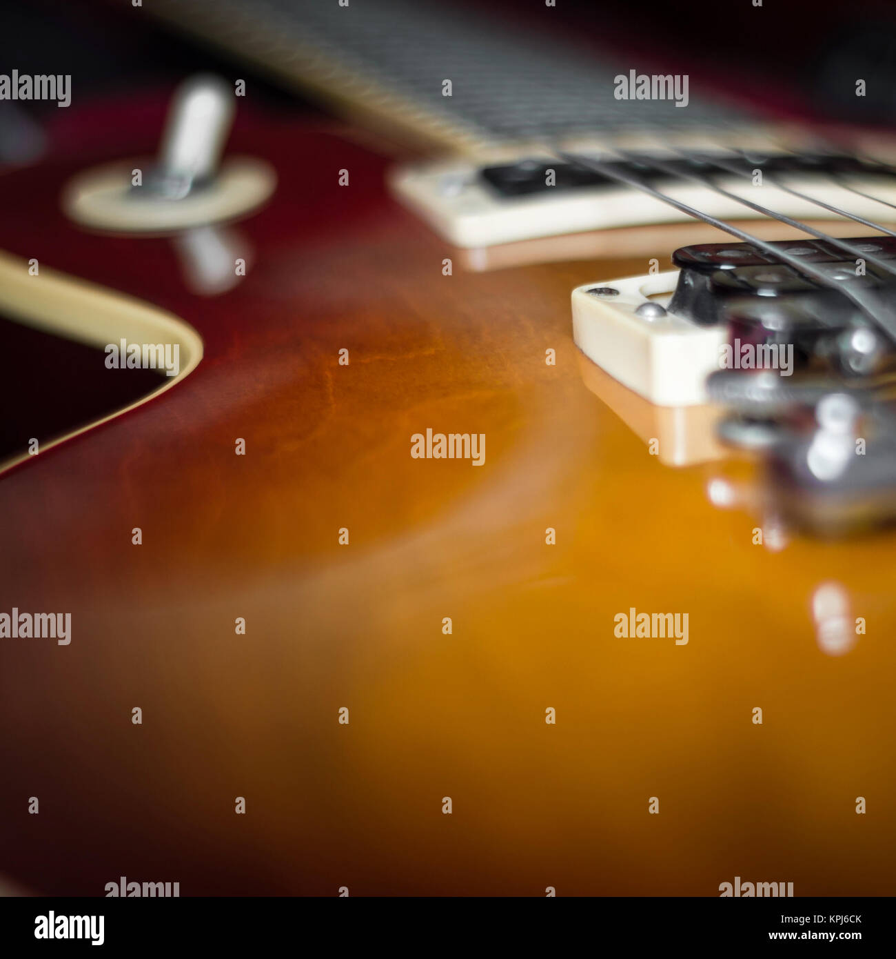 Close-up de una guitarra eléctrica Foto de stock