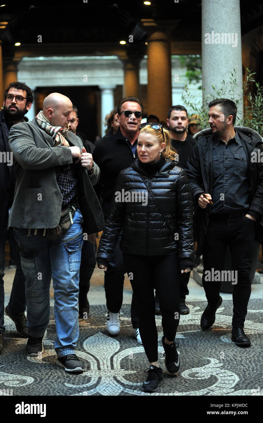 Arnold Schwarzenegger manchada de 