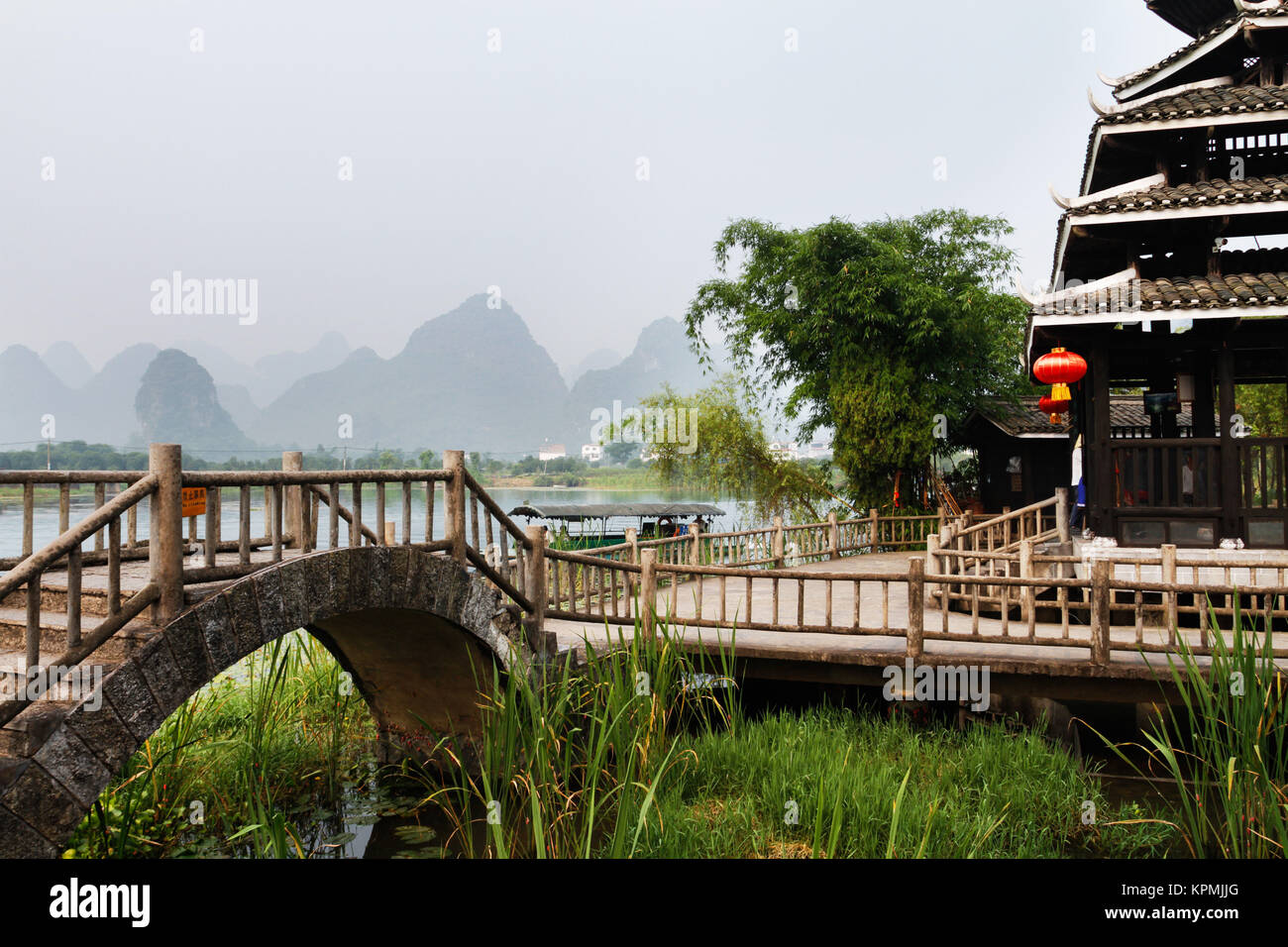 Shi Tao Yuan Wai - Shangri-La theme park en Yangshuo, Guilin, China Foto de stock