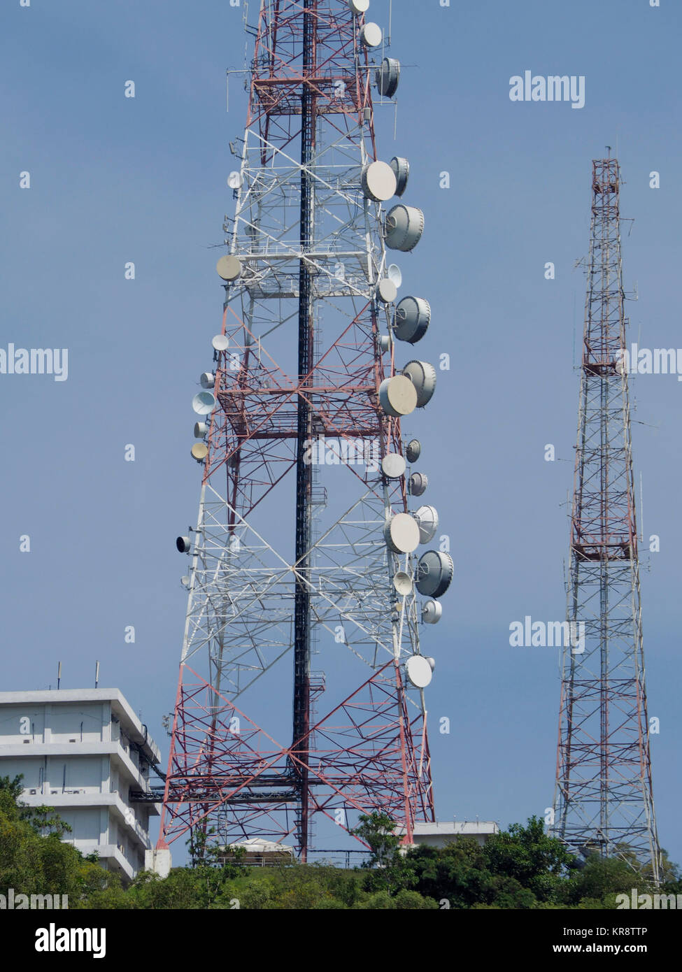 Torre de Comunicaciones en Kuala Terengganu, en Malasia. Foto de stock
