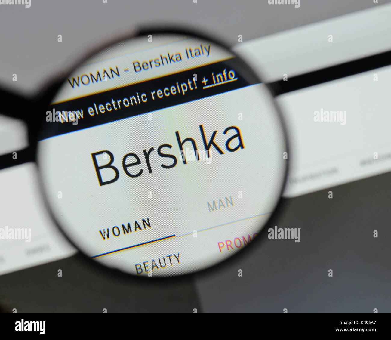 Bershka fotografías e imágenes de alta resolución - Página 4 - Alamy
