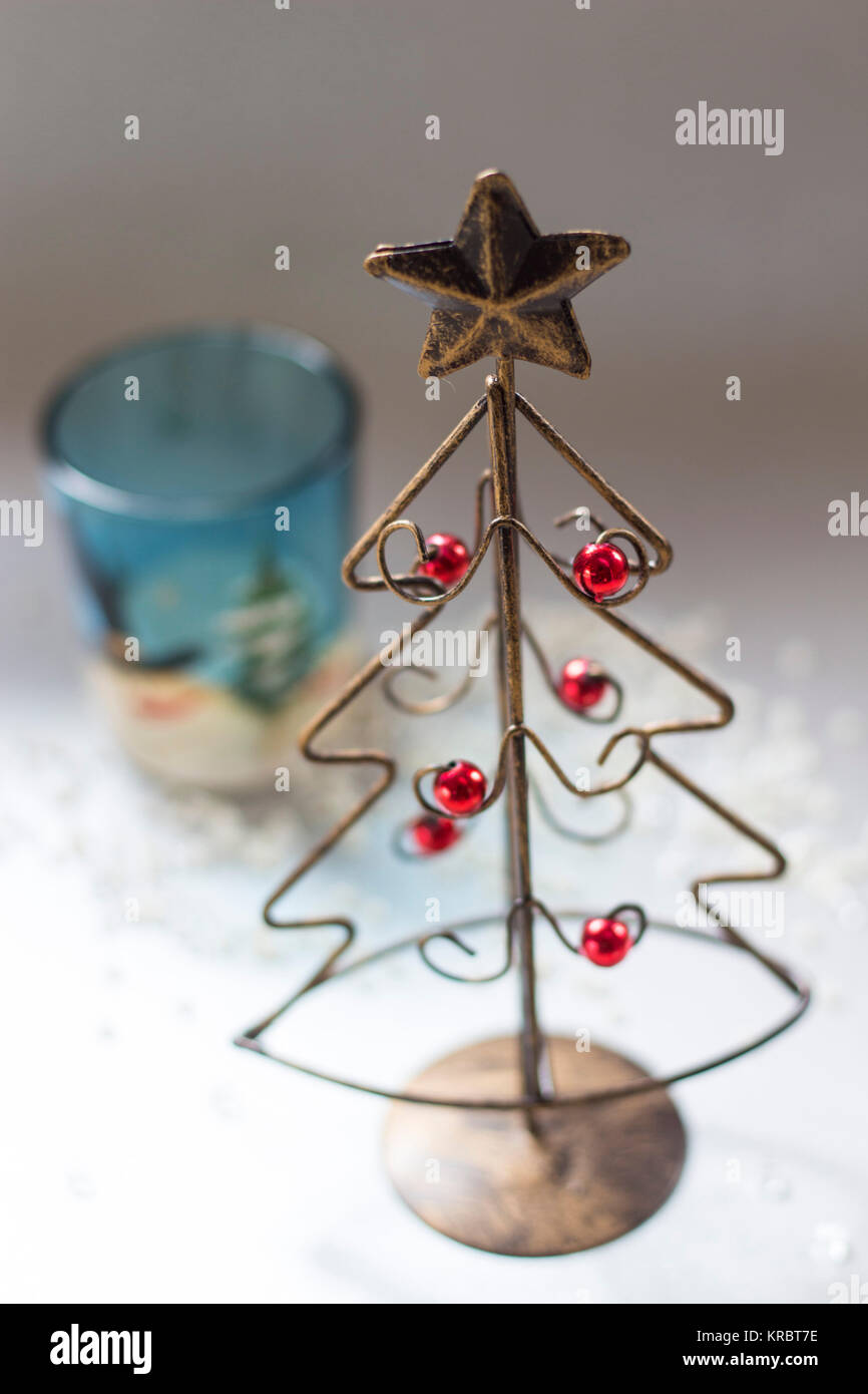 Árbol de navidad de alambre Fotografía de stock - Alamy