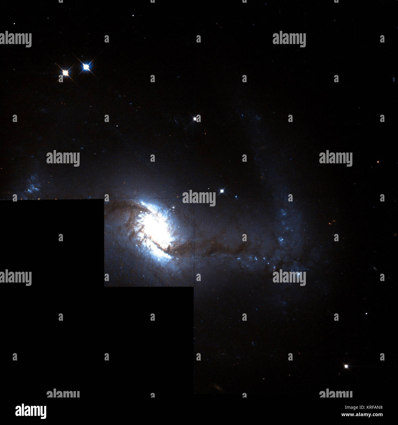 NGC 5383 Hubble WikiSky Foto de stock