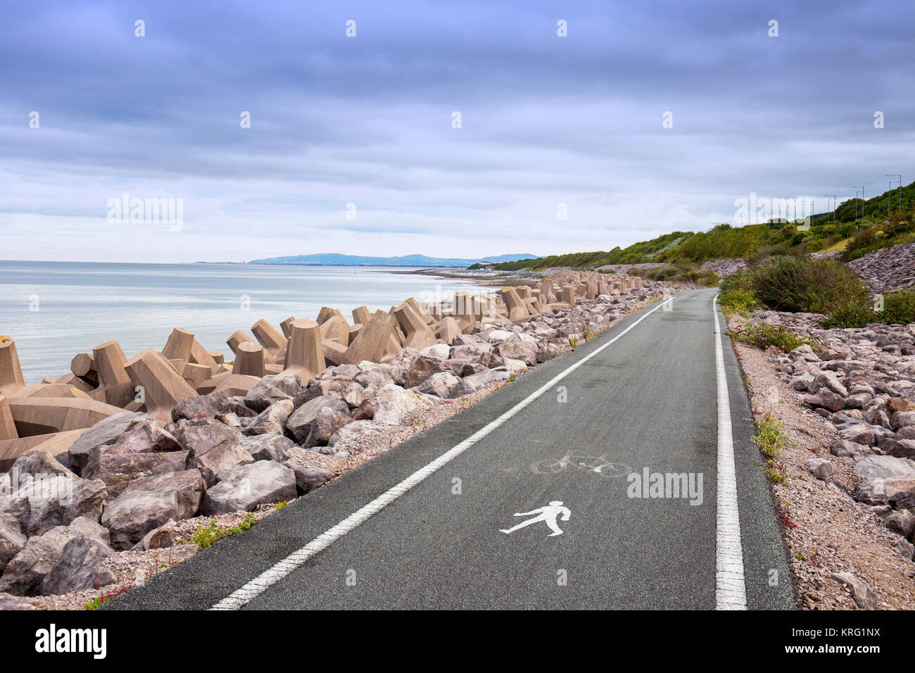 Ruta de la costa de Gales cerca Llanddulas, al norte de Gales, Reino Unido Foto de stock