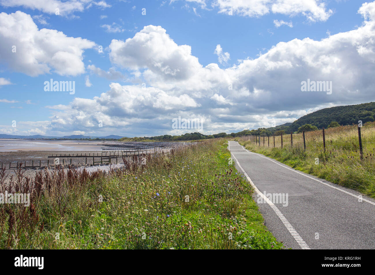 Ruta de la costa de Gales cerca Llanddulas, al norte de Gales, Reino Unido Foto de stock