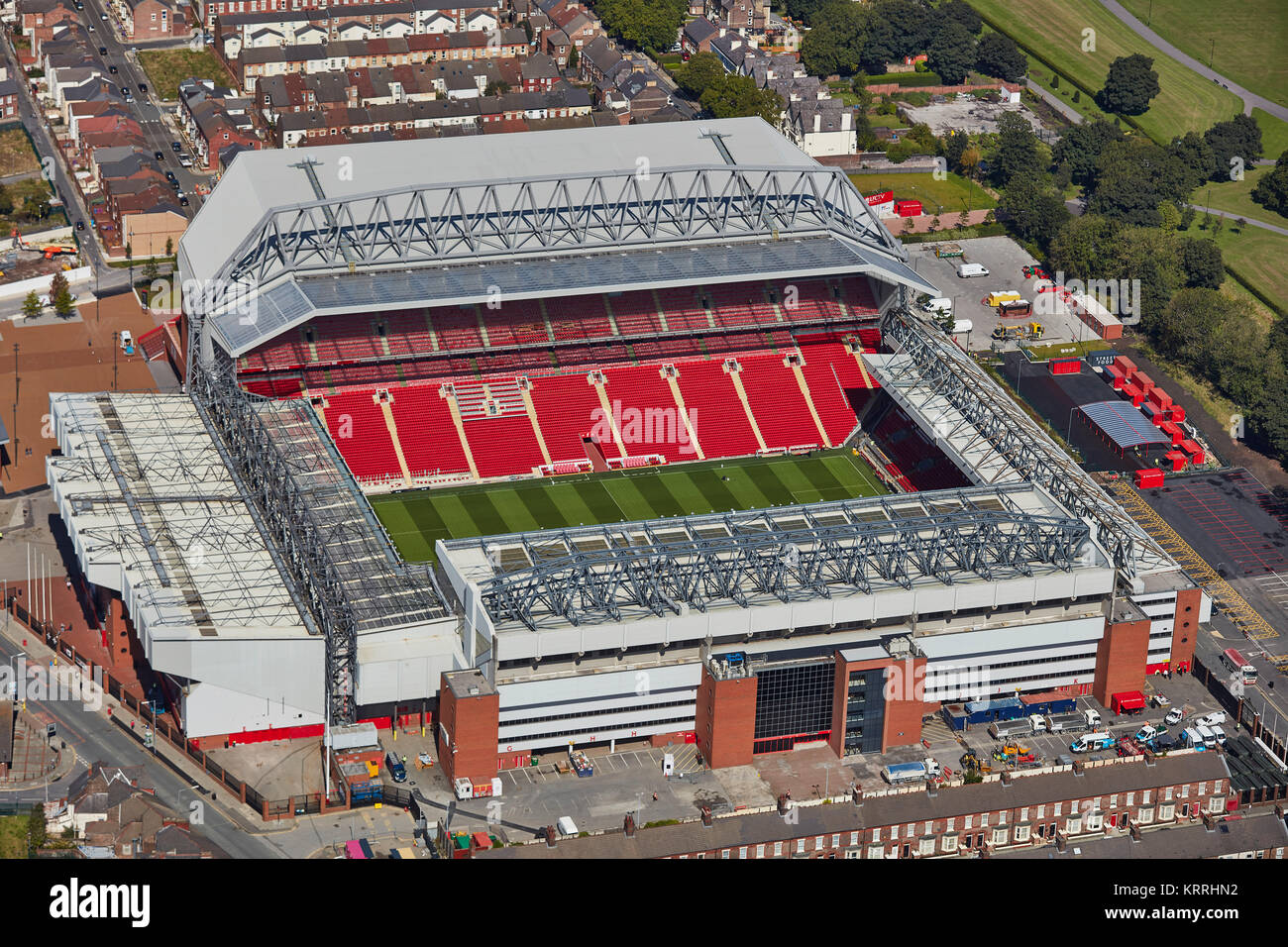 Una vista aérea de Anfield Stadium, hogar del Liverpool FC. Foto de stock