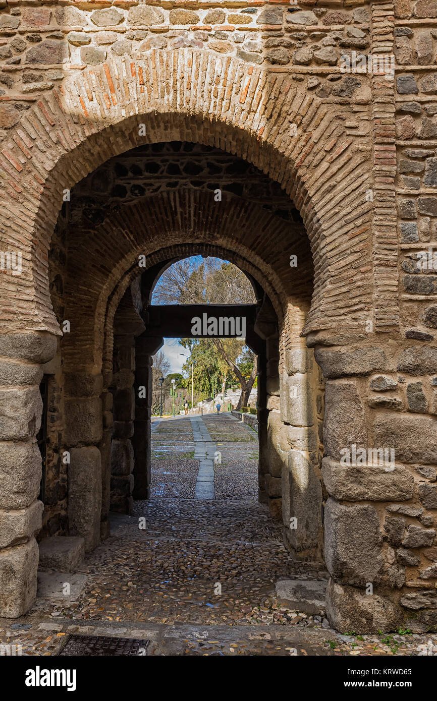 Puerta de la sagra fotografías e imágenes de alta resolución - Alamy