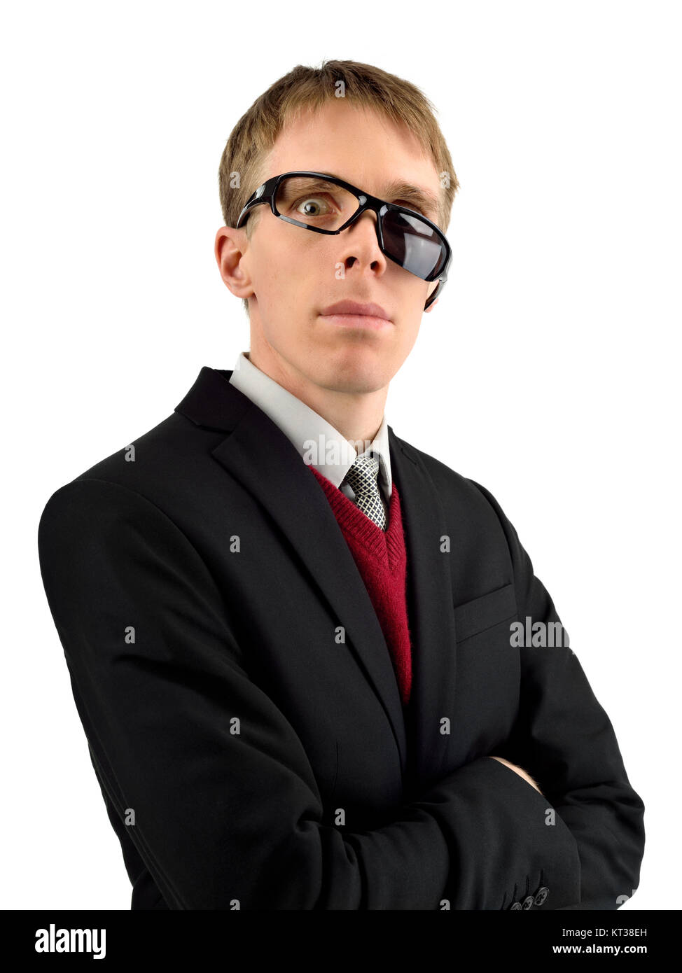 Freaky pero hombre guapo deslumbrante a través de gafas rotas, utilizable para muchos conceptos humorísticos, aislado en blanco Foto de stock