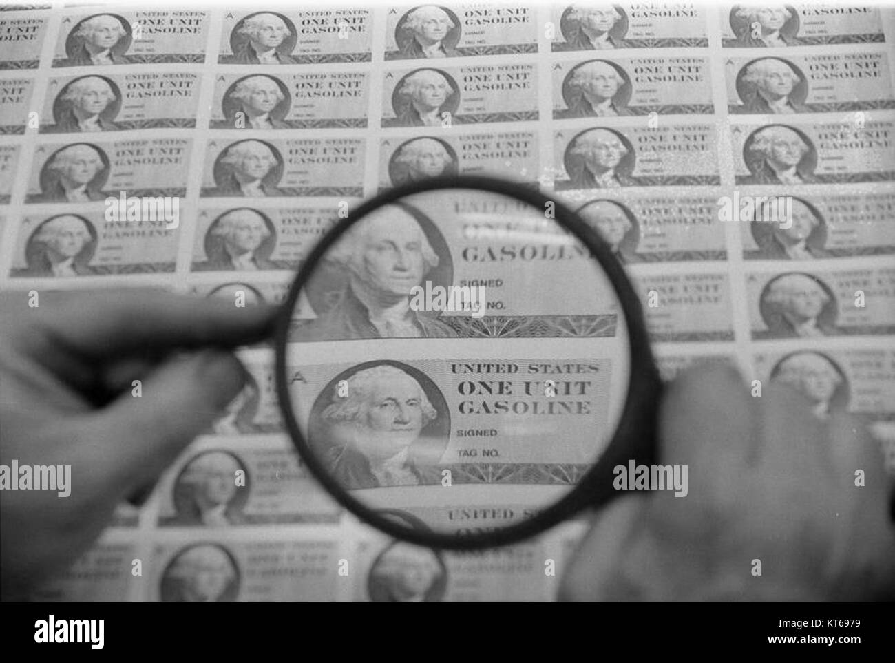 Cupones de racionamiento de gas de Estados Unidos 1974 Fotografía de