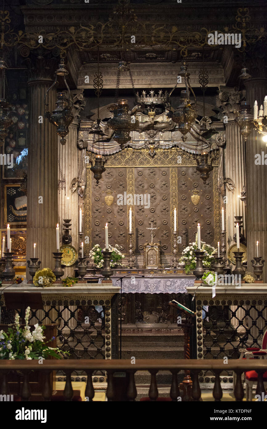 La Basílica De La Santissima Annunziata En Florencia Italia Fotografía De Stock Alamy 4672